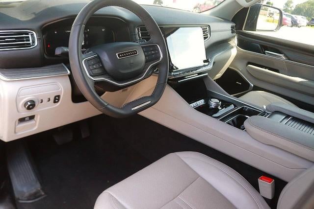 2024 Jeep Wagoneer L Series II 4x2