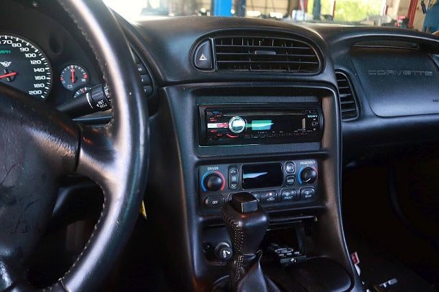 2004 Chevrolet Corvette Base