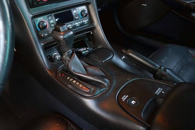 2004 Chevrolet Corvette Base